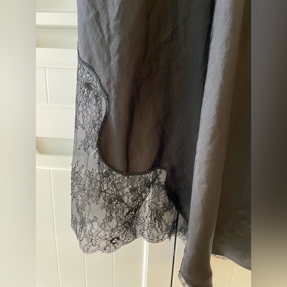 Wilfred Sonnet Satin Dress - Picture 7 of 7